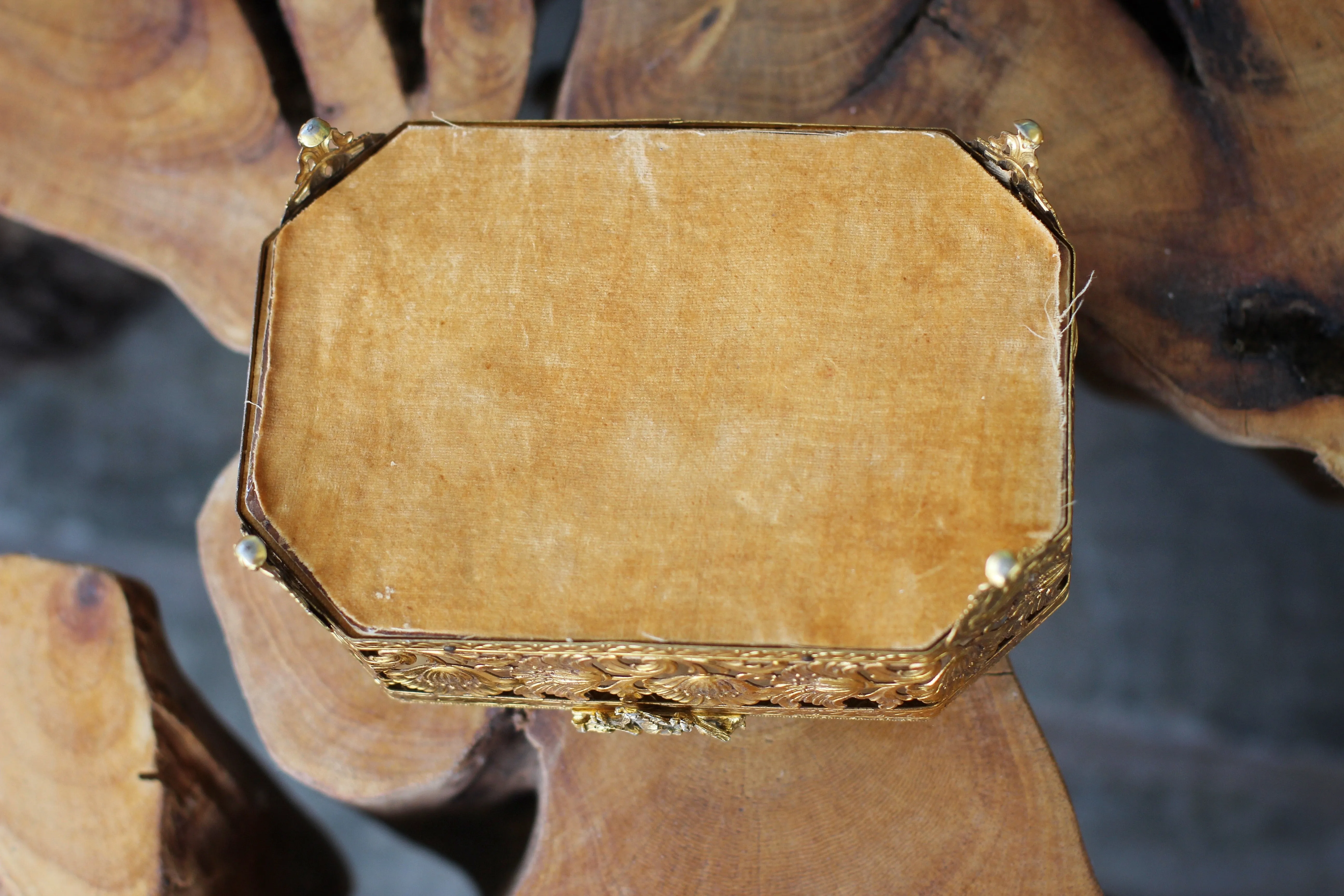 Antique Floral Dogwood Jewelry Box