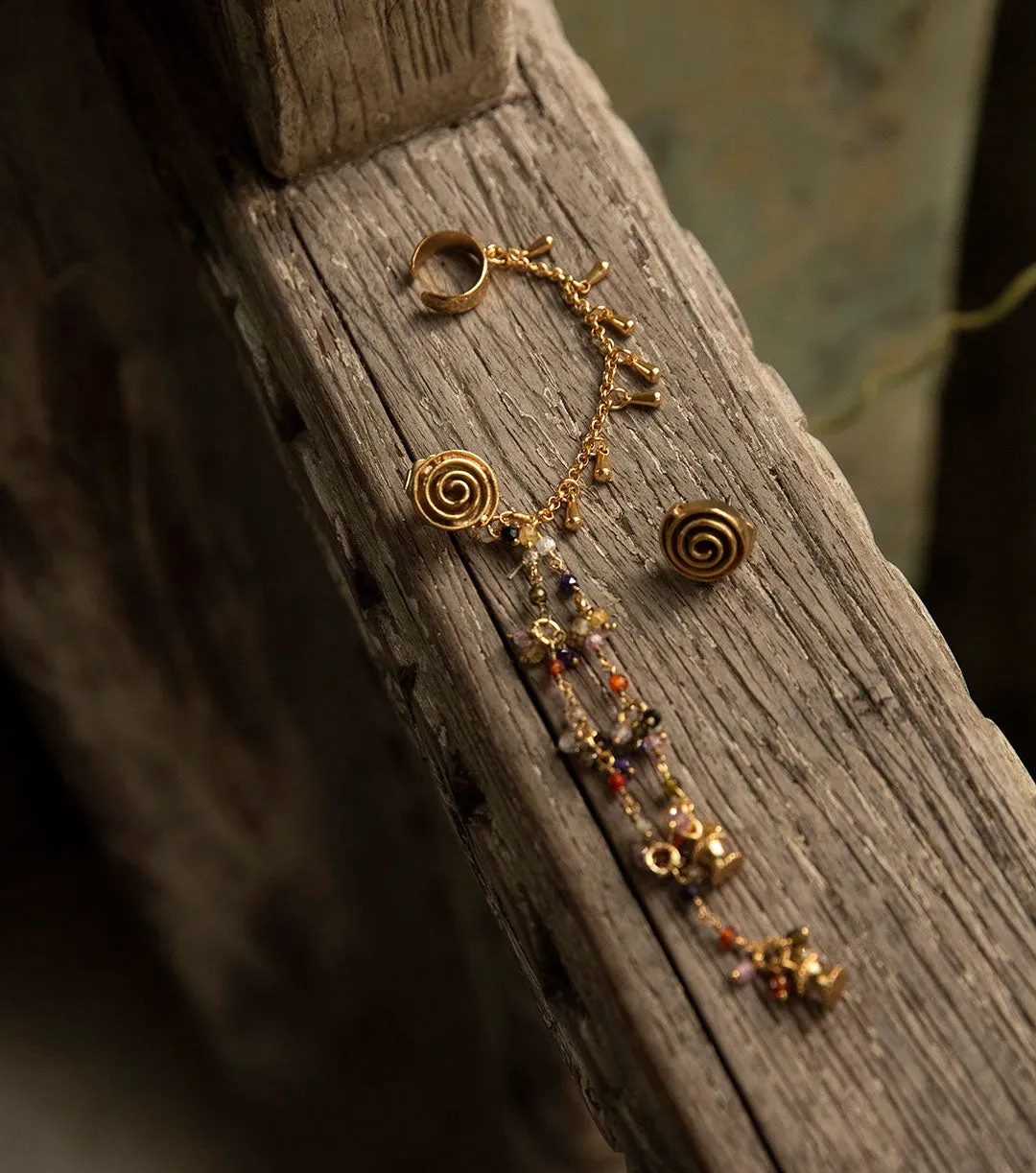 Hama Agate Chain Earcuff
