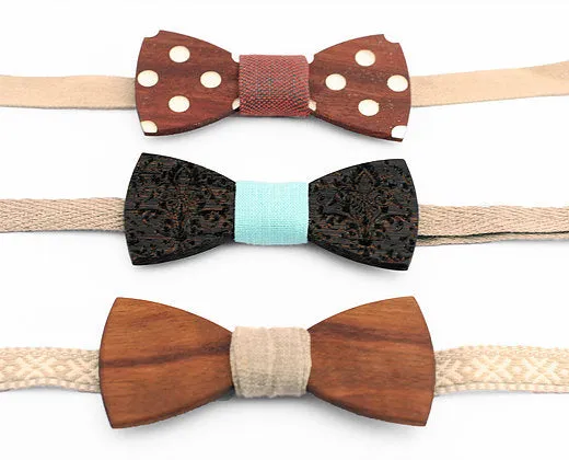 Wooden bow tie NATIONAL
